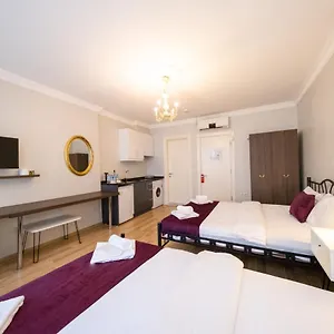 Frame & Suites Стамбул